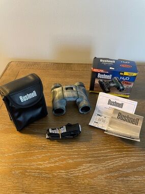 Bushnell H2O Camo 10x25 Binoculars